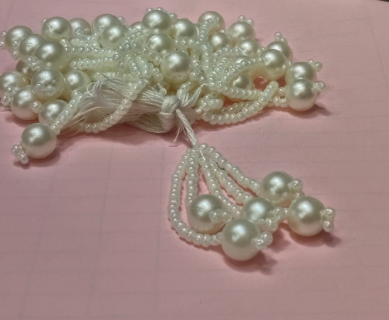 White pearls up dowan latkan(100pieces)