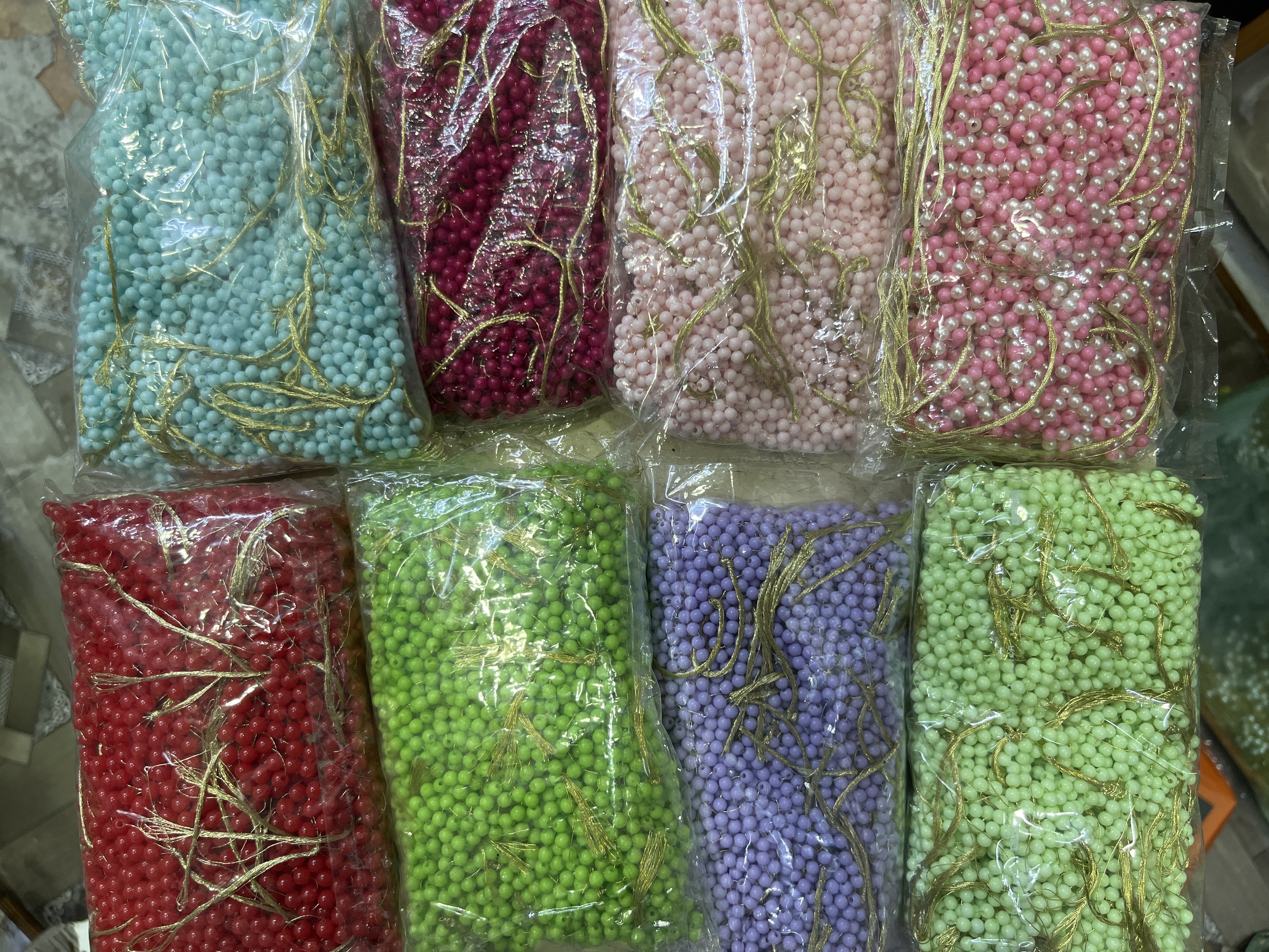 Coloured anguri guccha